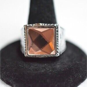 Peachy Orange Beveled Stone Engraved Bird Silver Tone Band Size 10 1/2 Ring